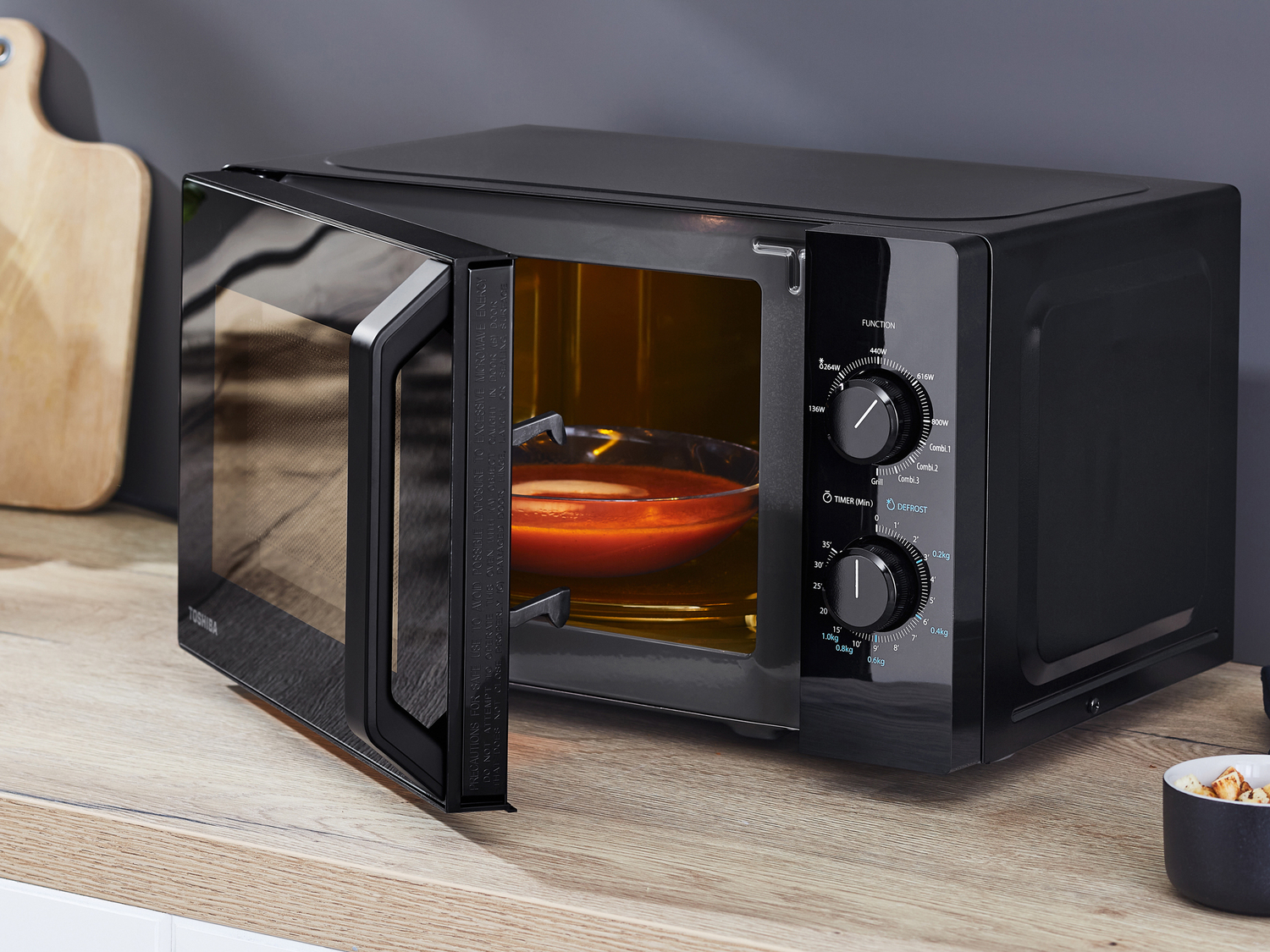 Microonde Toshiba, prezzo 89.00 €
- Forno integrato con combinazione ...