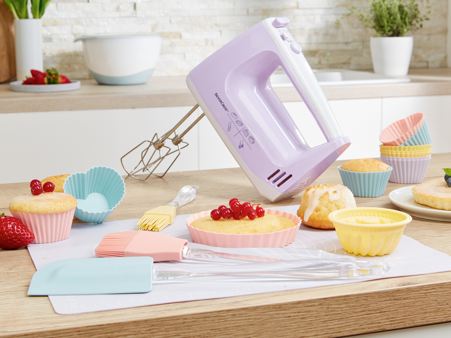 Sbattitore Silvercrest Kitchen Tools, prezzo 14.99 €
- 5 livelli di velocità ...