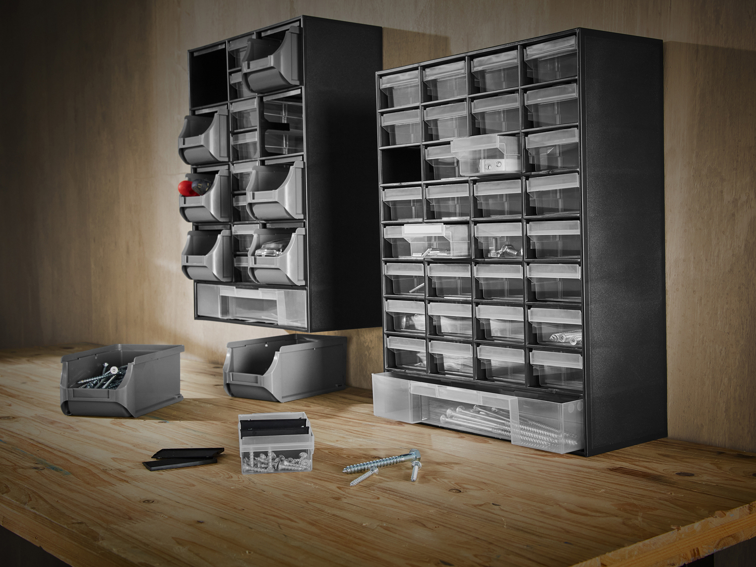Box portaminuteria Parkside, prezzo 9.99 €
- Lastre di separazione ed ...
