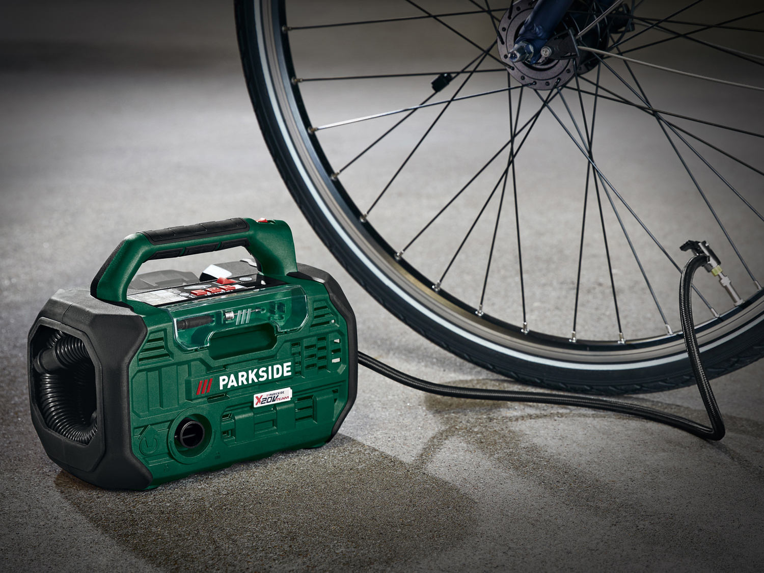 Pompa e compressore ricaricabile Parkside, prezzo 29.99 &#8364; 
Prodotto della ...
