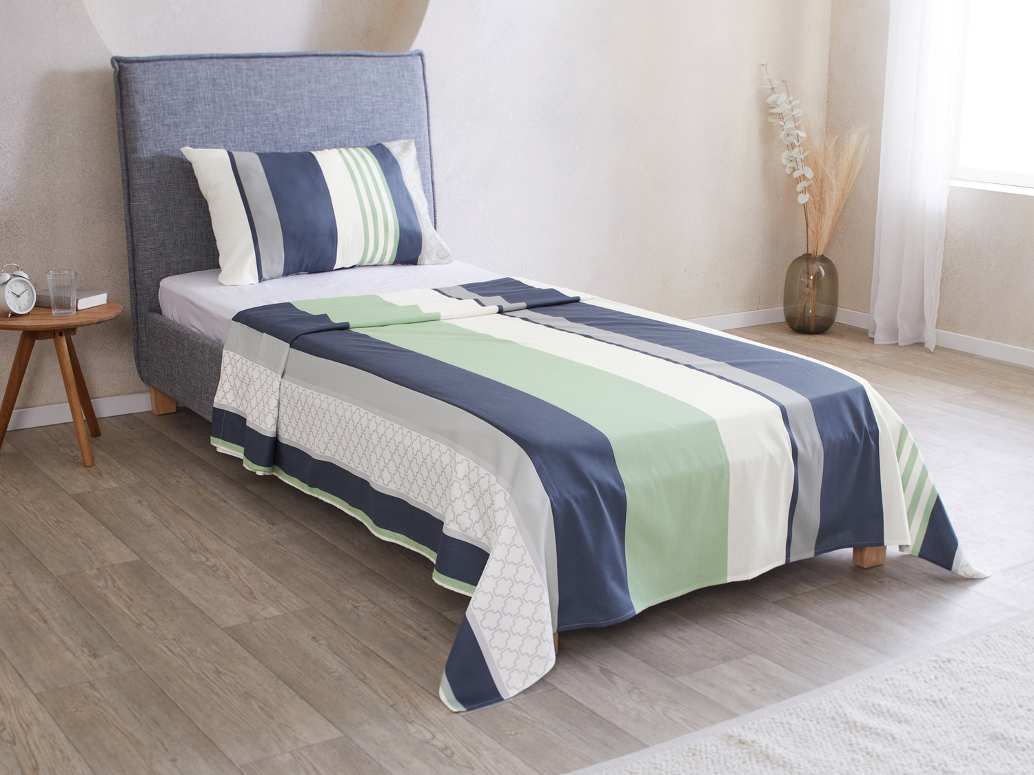 Completo lenzuola singole Livarno, prezzo 19.99 €
- Lenzuolo con angoli ...