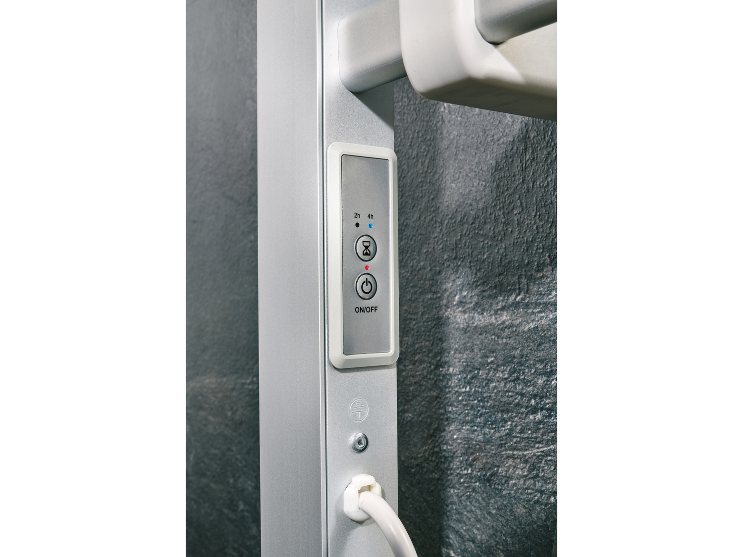 Termoarredo elettrico Silvercrest, prezzo 49.00 €
- Interruttore ON/OFF
- ...