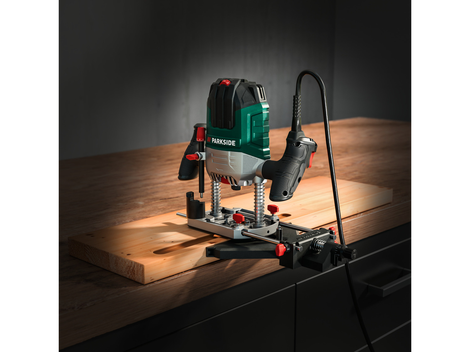 Fresatrice verticale Parkside, prezzo 39.99 &#8364; 
- Battuta di profondit&agrave; ...