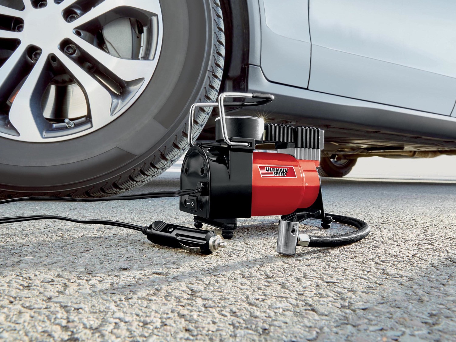 Mini compressore , prezzo 12.99 €
- Funzionamento tramite attacco da ...