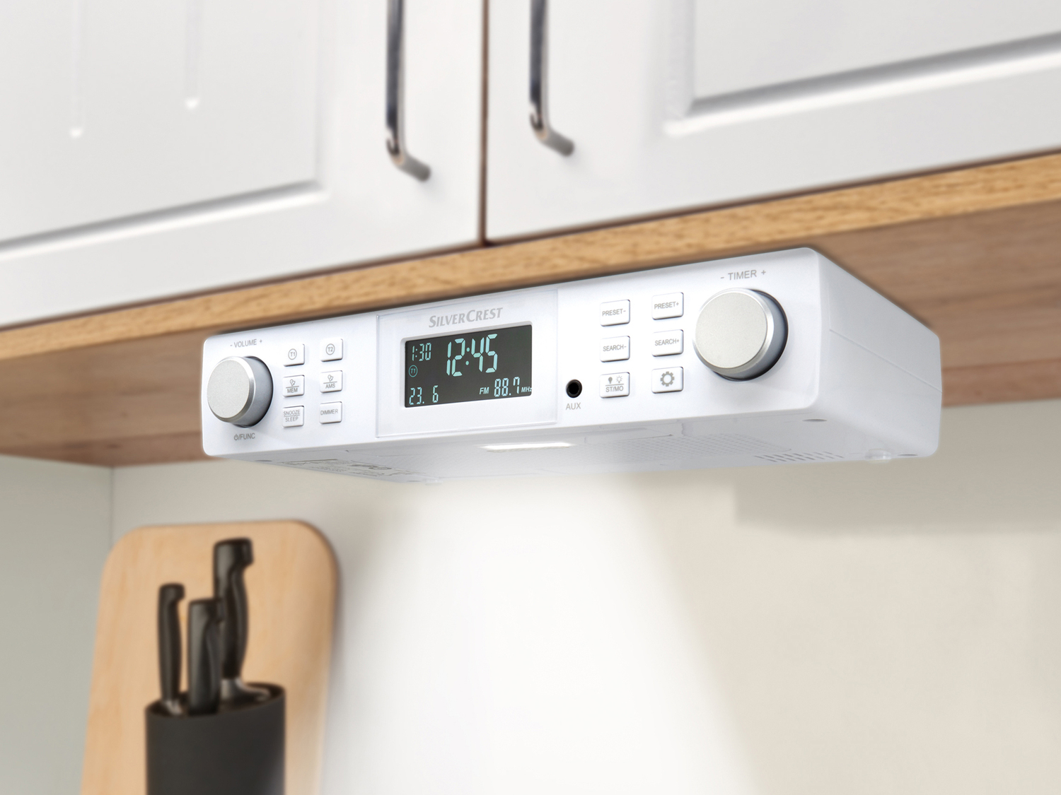 Radio sottopensile da cucina Silvercrest, prezzo 19.99 €
- Luce LED integrata ...