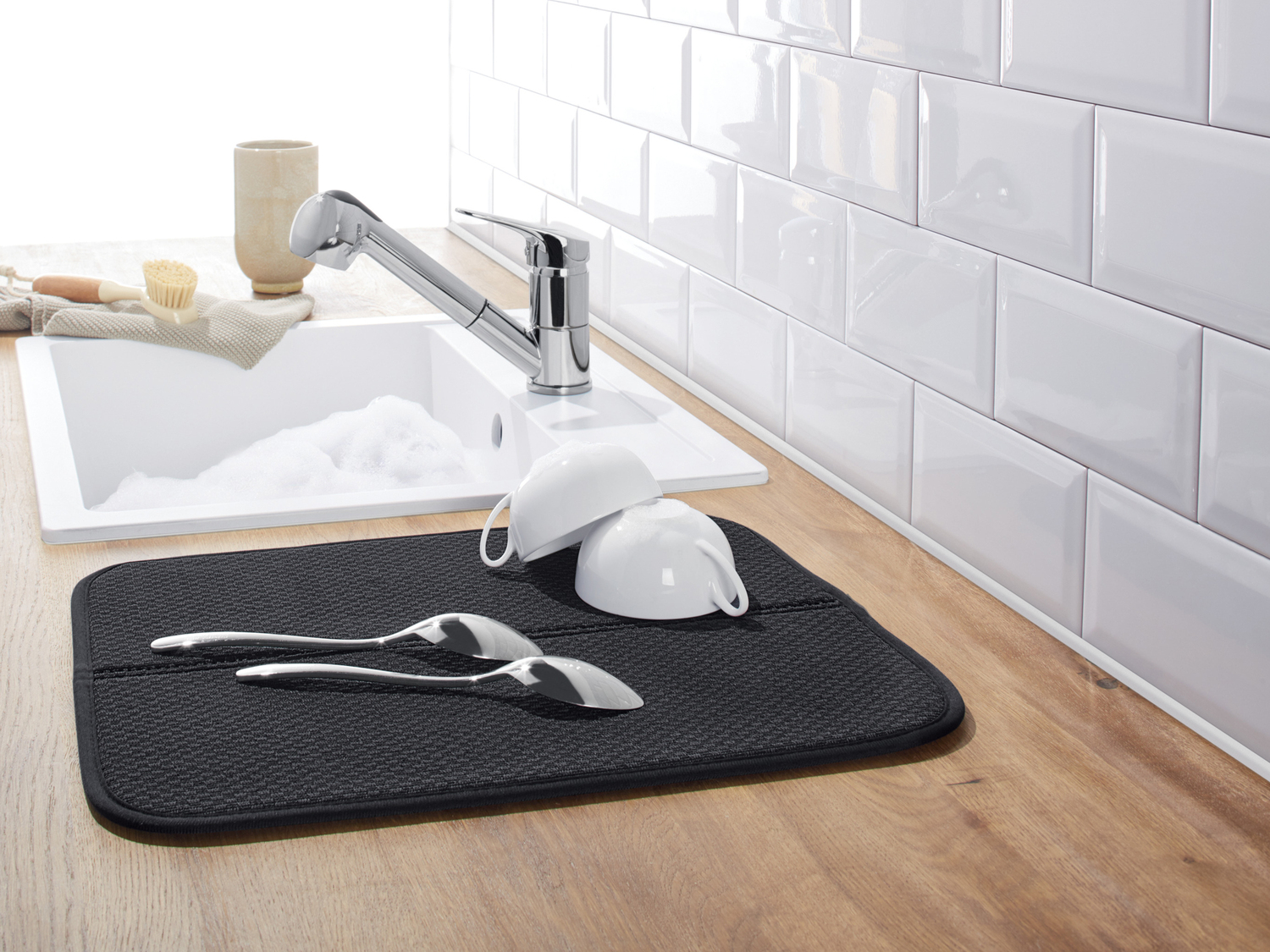 Tappetino scolapiatti Meradiso, prezzo 2.99 €
- 2 diverse superfici
- ...