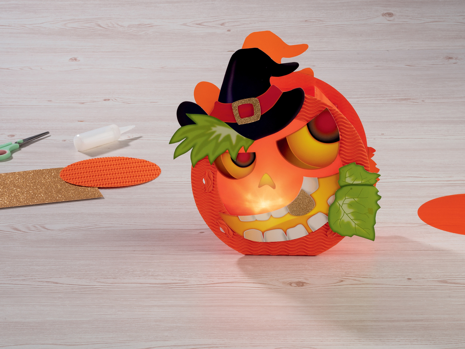 Decorazioni o set bricolage di Halloween Crelando, prezzo 2.99 €
Caratteristiche
...