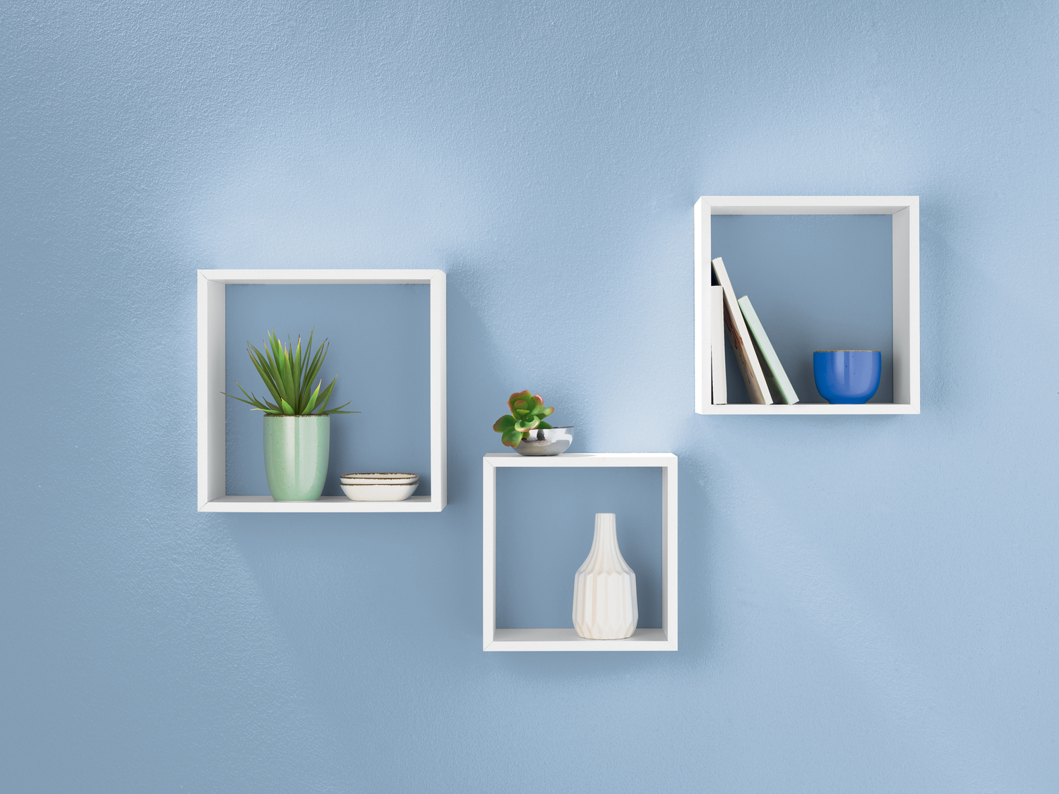 Set mensole a cubo Livarno Living, prezzo 7.99 €
3 pezzi
- Con supporti integrati ...