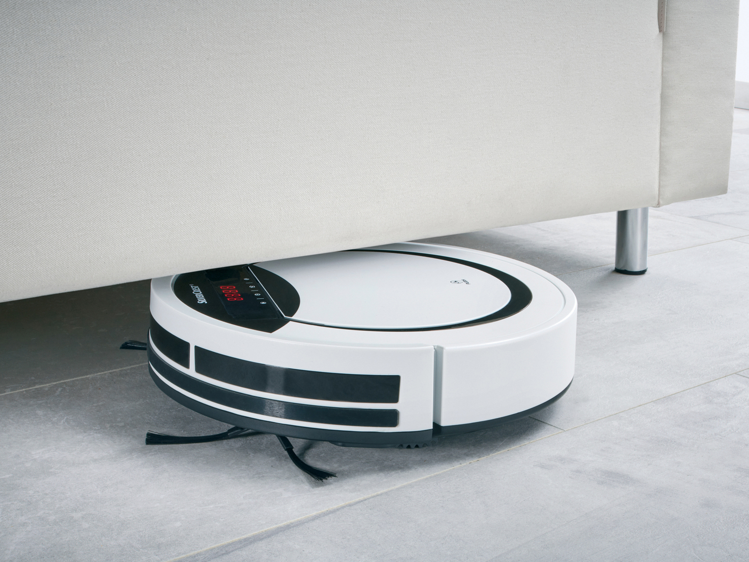Robot aspirapolvere Silvercrest, prezzo 99.00 €
- Con 10 sensori antiurto ...