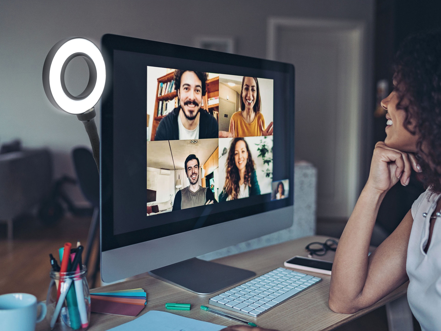 Luce LED con caricatore wireless o luce per videochiamata flessibile Digipower, ...