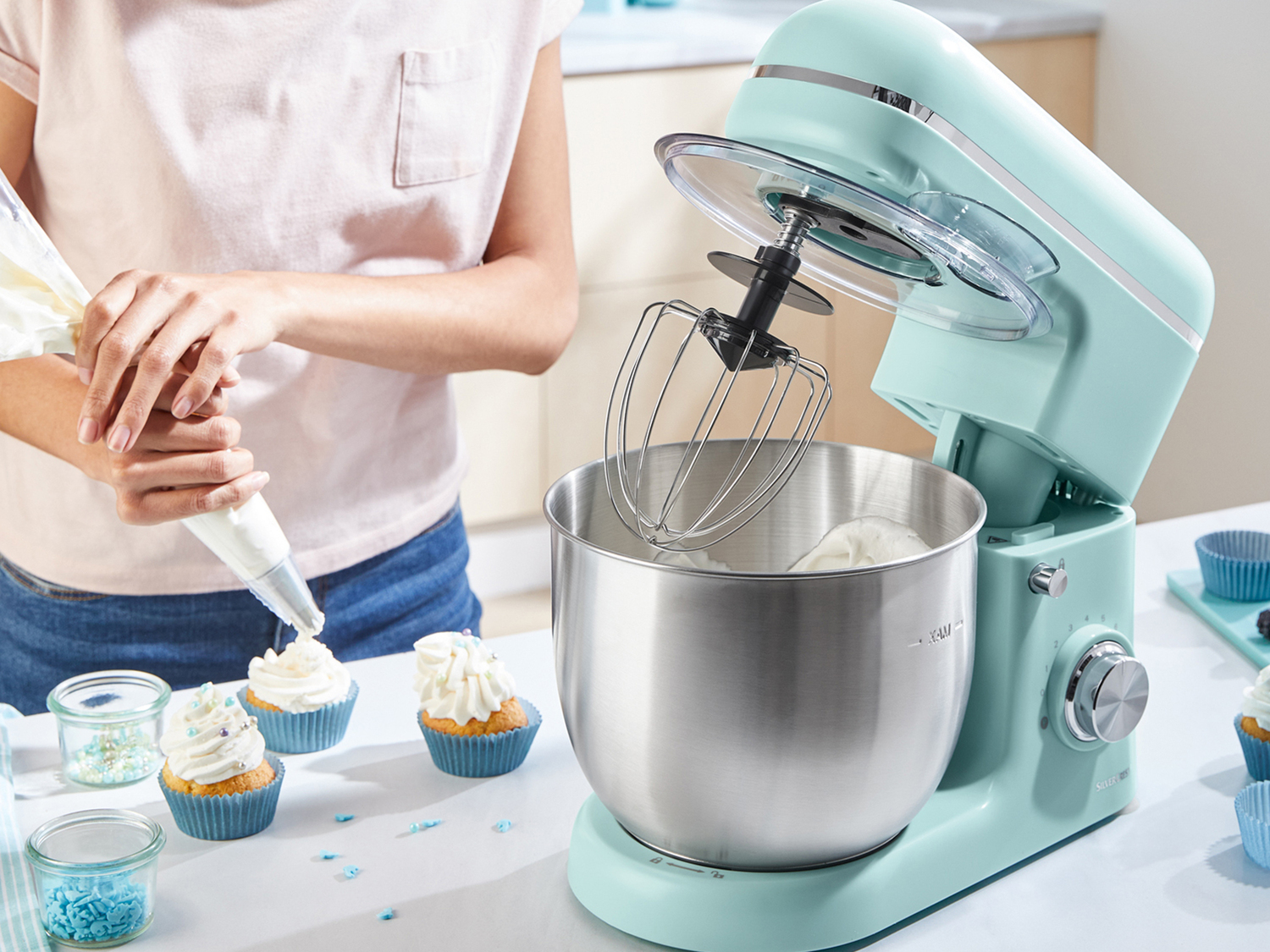 Robot da cucina Prezzo-lidl, prezzo 59.00 €
Azzurro
- Sistema di mescolamento planetario ...