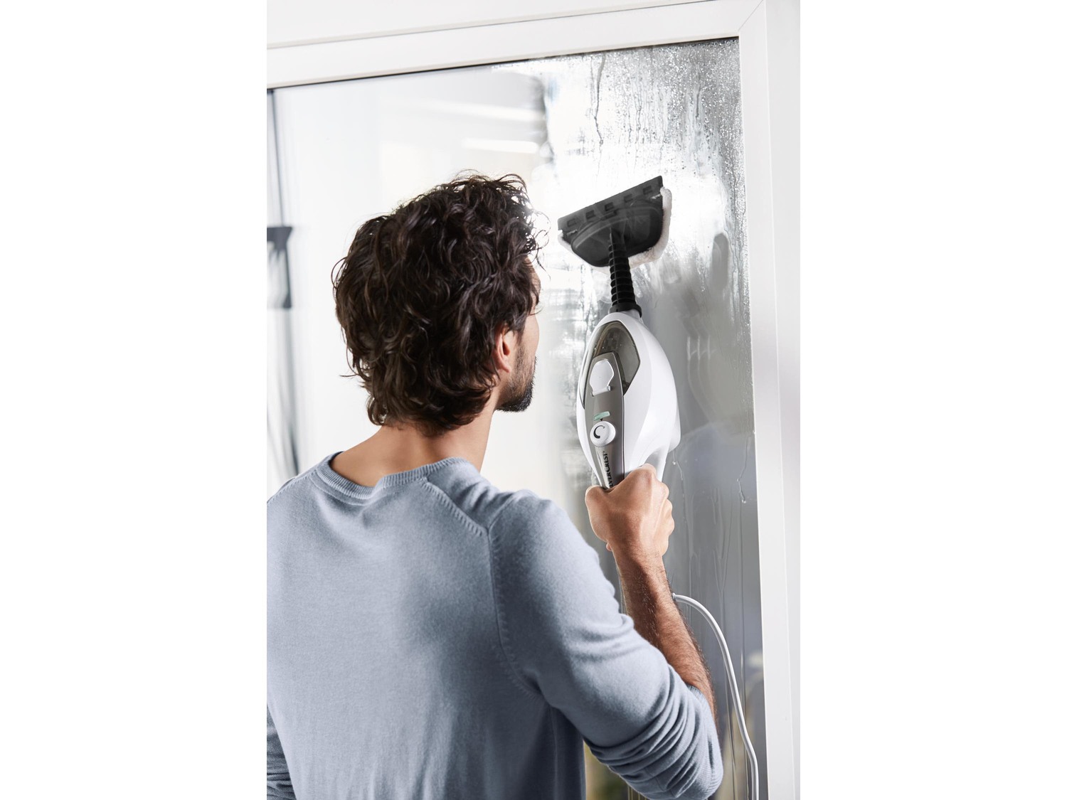 Scopa a vapore e pulitore manuale 2 in 1 Silvercrest, prezzo 49.00 €
- ...