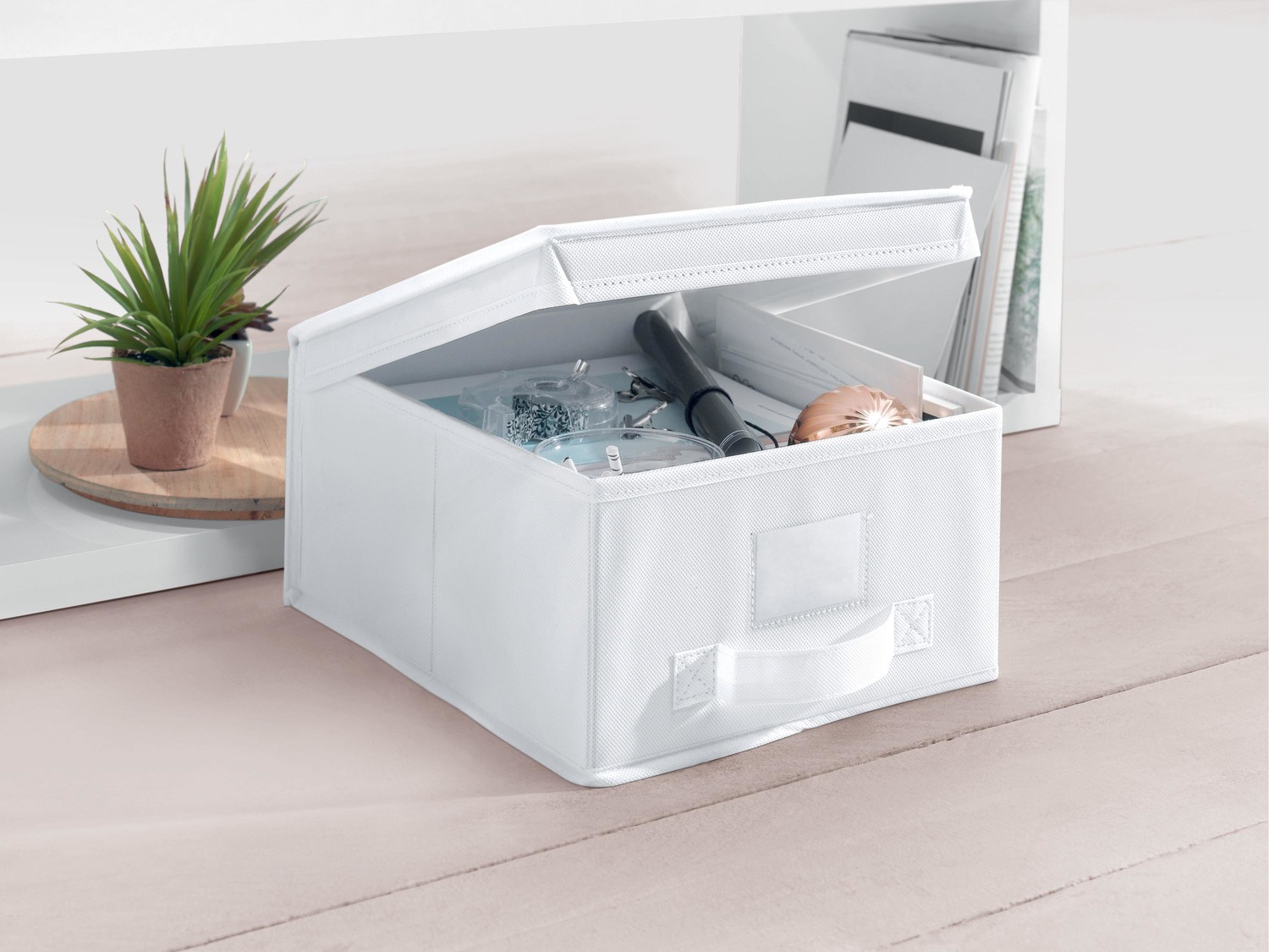 Custodie portaoggetti Livarno Living, prezzo 3.49 €
- 3 anni garanzia ...