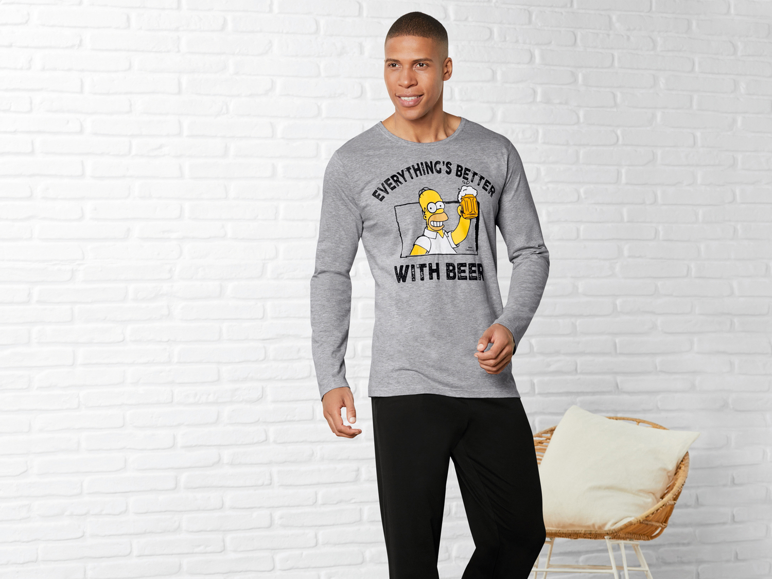 Pigiama da uomo Star Wars, prezzo 12.99 €
Taglie: M-XXL
Taglie disponibili
Caratteristiche ...