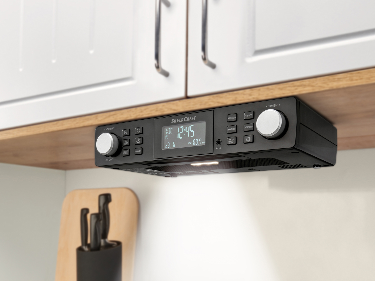 Radio sottopensile da cucina Silvercrest, prezzo 19.99 €
- Luce LED integrata ...