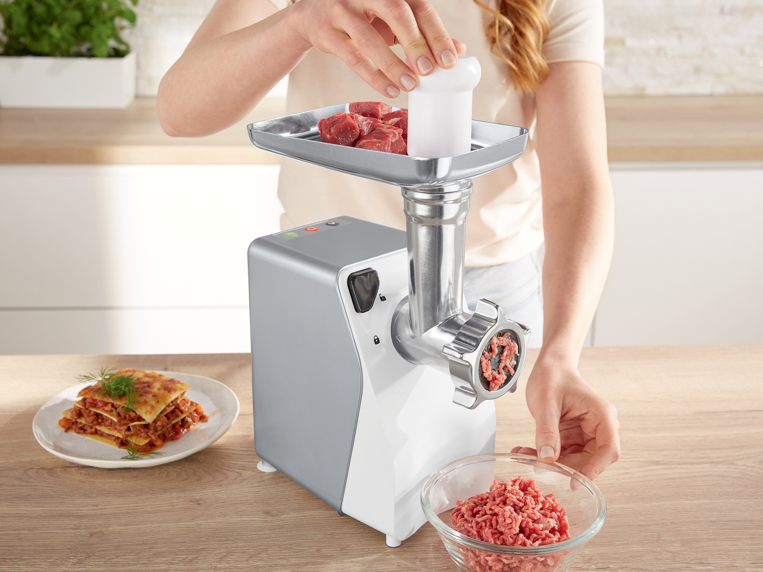 Tritacarne/passapomodoro elettrico Silvercrest Kitchen Tools, prezzo 49.00 € ...