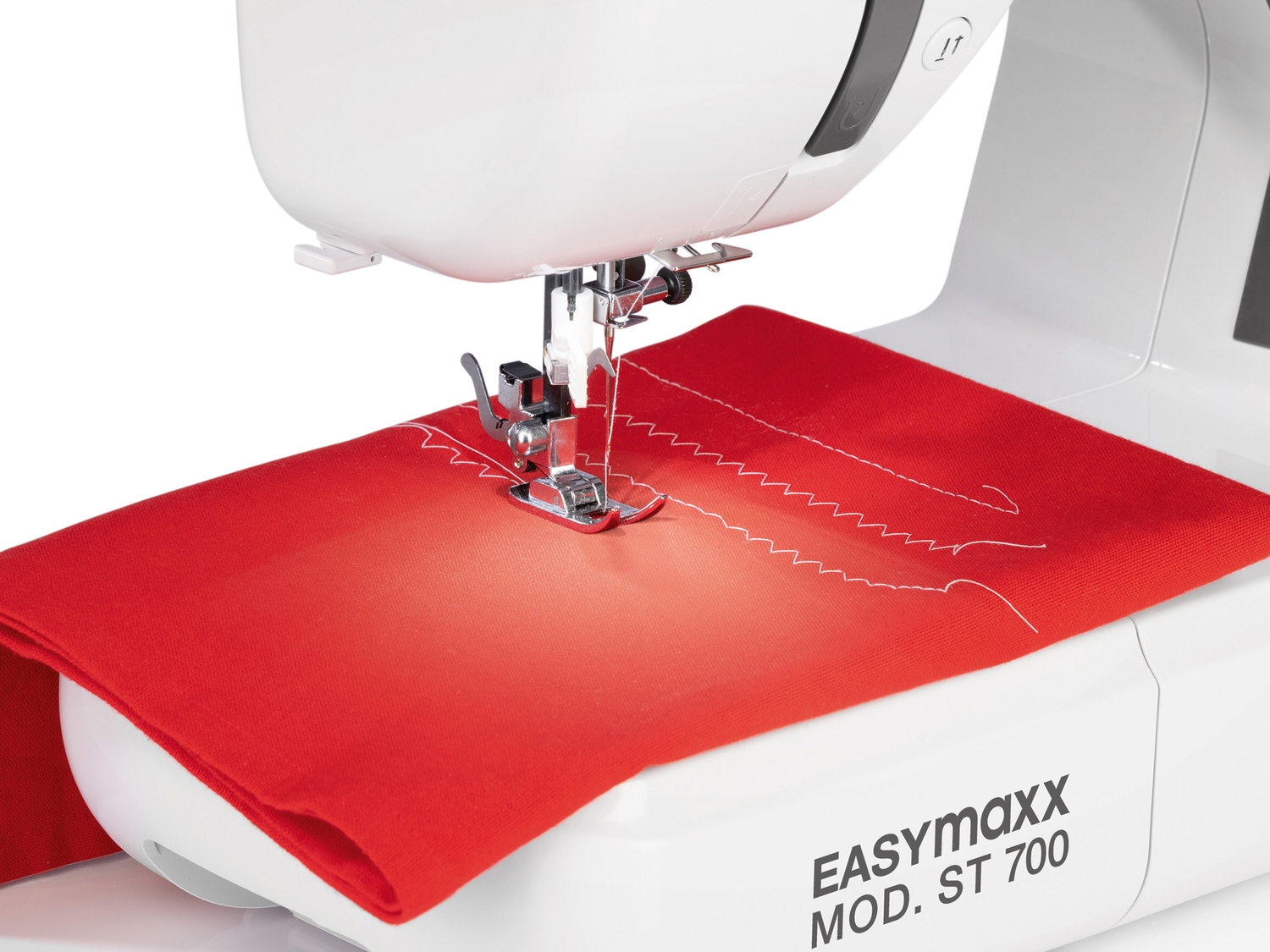 Macchina da cucire digitale Easymaxx MOd. st 700, prezzo 199.00 €
- Con 50 punti ...