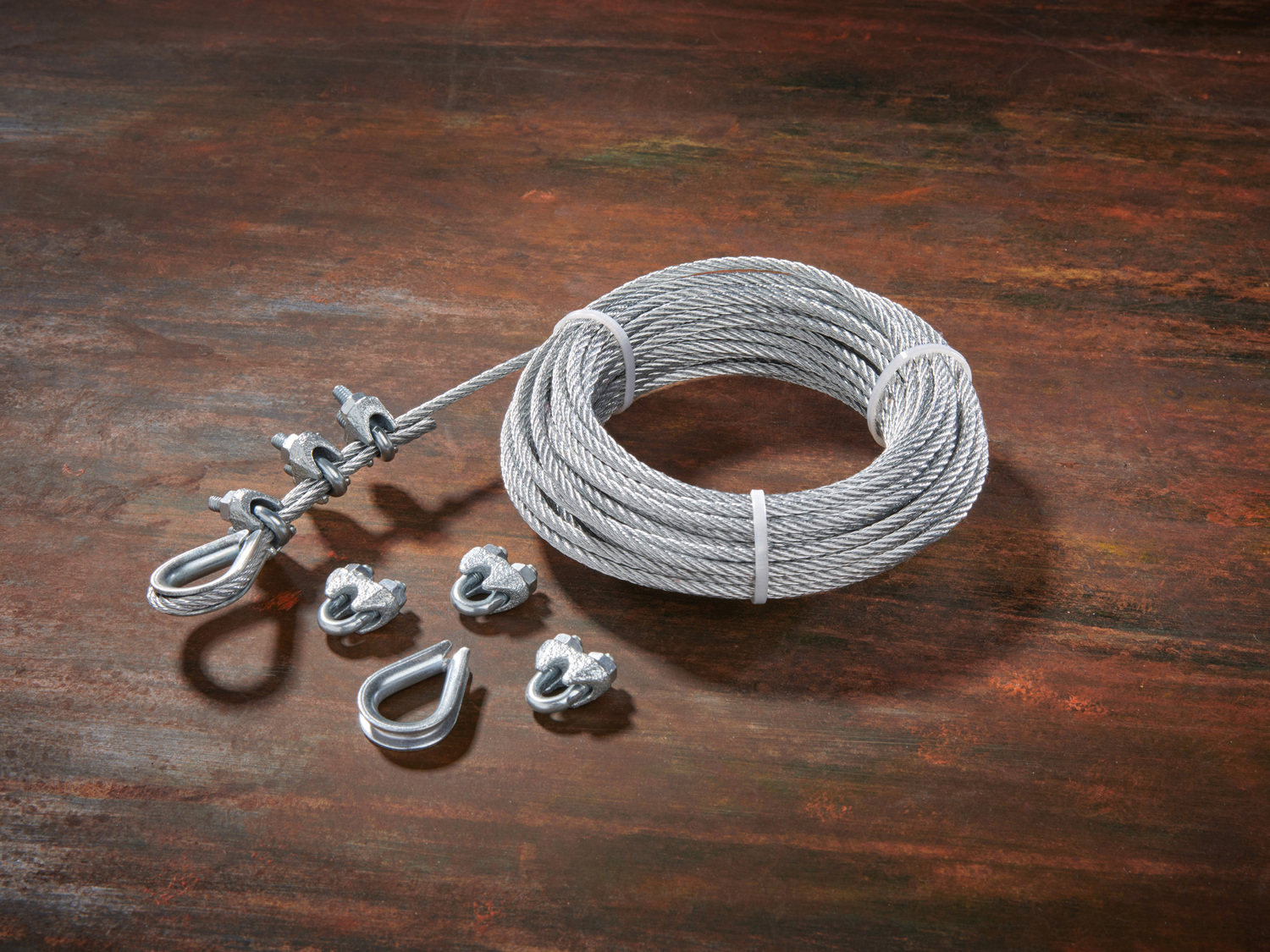 Catena o filo di acciaio Powerfix, prezzo 3.99 €
- Filo d'acciaio 15m: ...