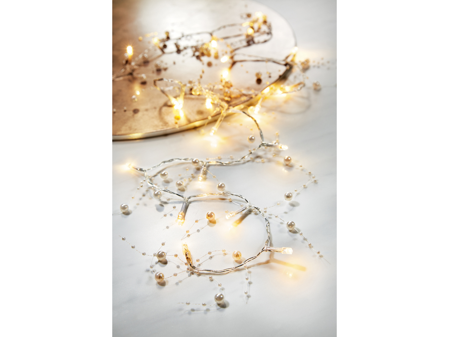 Catena luminosa decorativa 20 LED Melinera, prezzo 4.99 €
- Luce bianca ...
