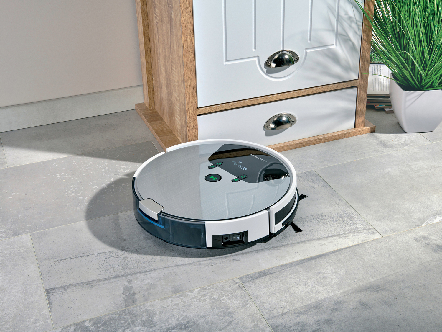 Robot aspirapolvere Silvercrest, prezzo 159.00 €
Compatibile con l’app LIDL ...