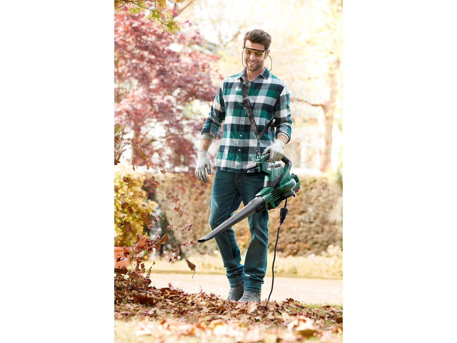Soffiatore, aspiratore, trituratore per foglie Parkside, prezzo 39.99 &#8364; ...