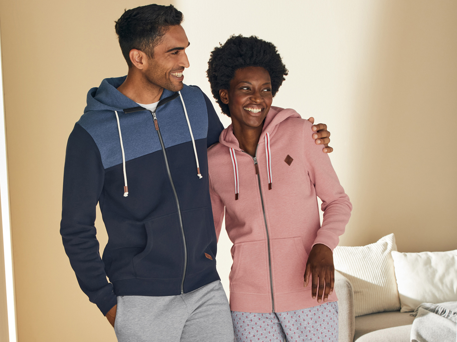 Felpa da donna Esmara, prezzo 12.99 €
Misure: S-L
Taglie disponibili
Caratteristiche
- ...